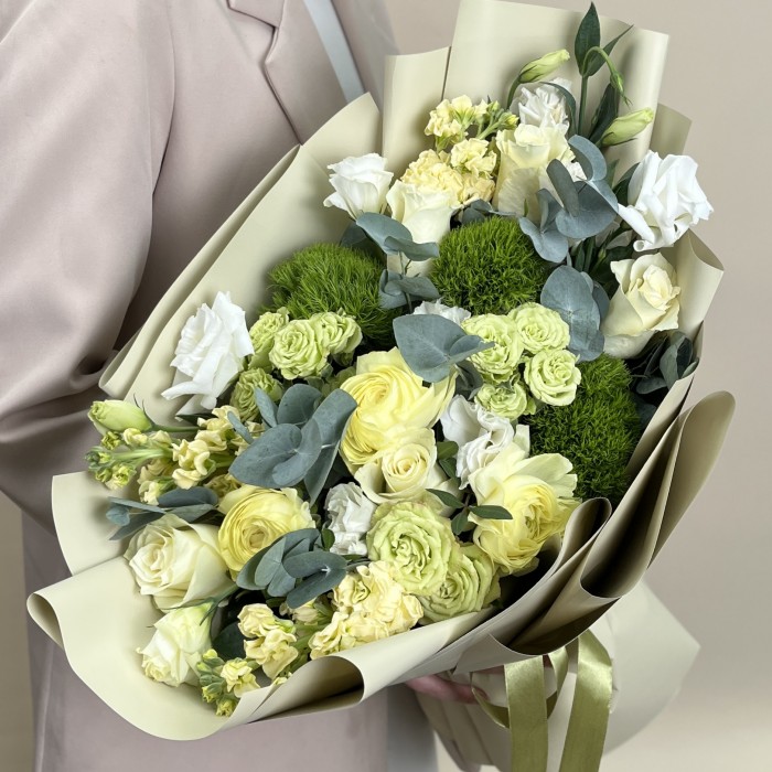 Букет дня с розами Млечный путь